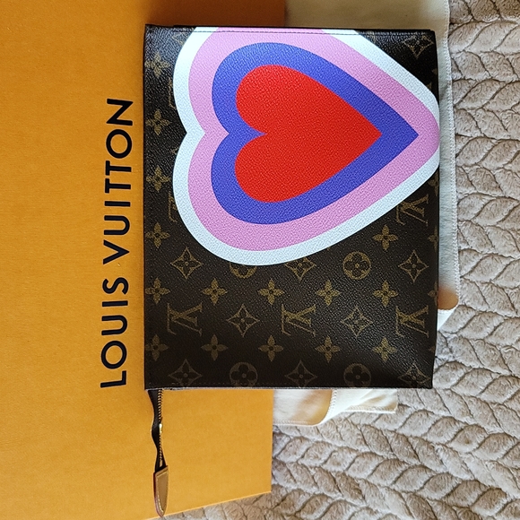 Louis Vuitton Game On Toiletry 26 Bag XL Coated Canvas Monogram Limited Edition - Picture 11 of 15